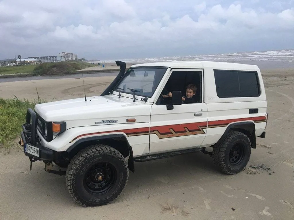 White Land Cruiser 7.webp