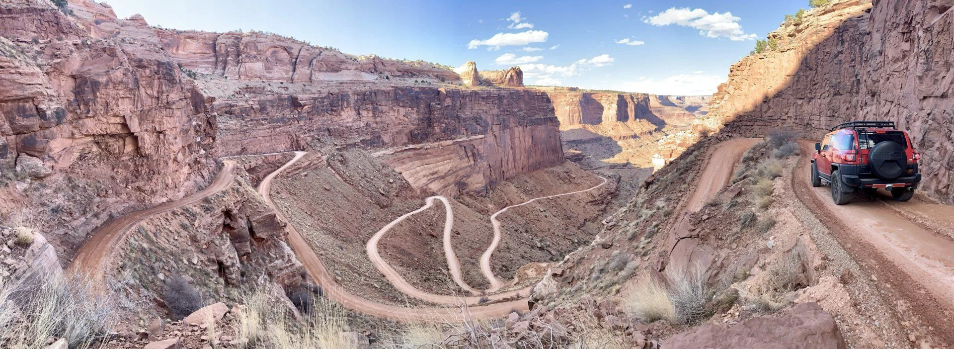 white rim red .webp