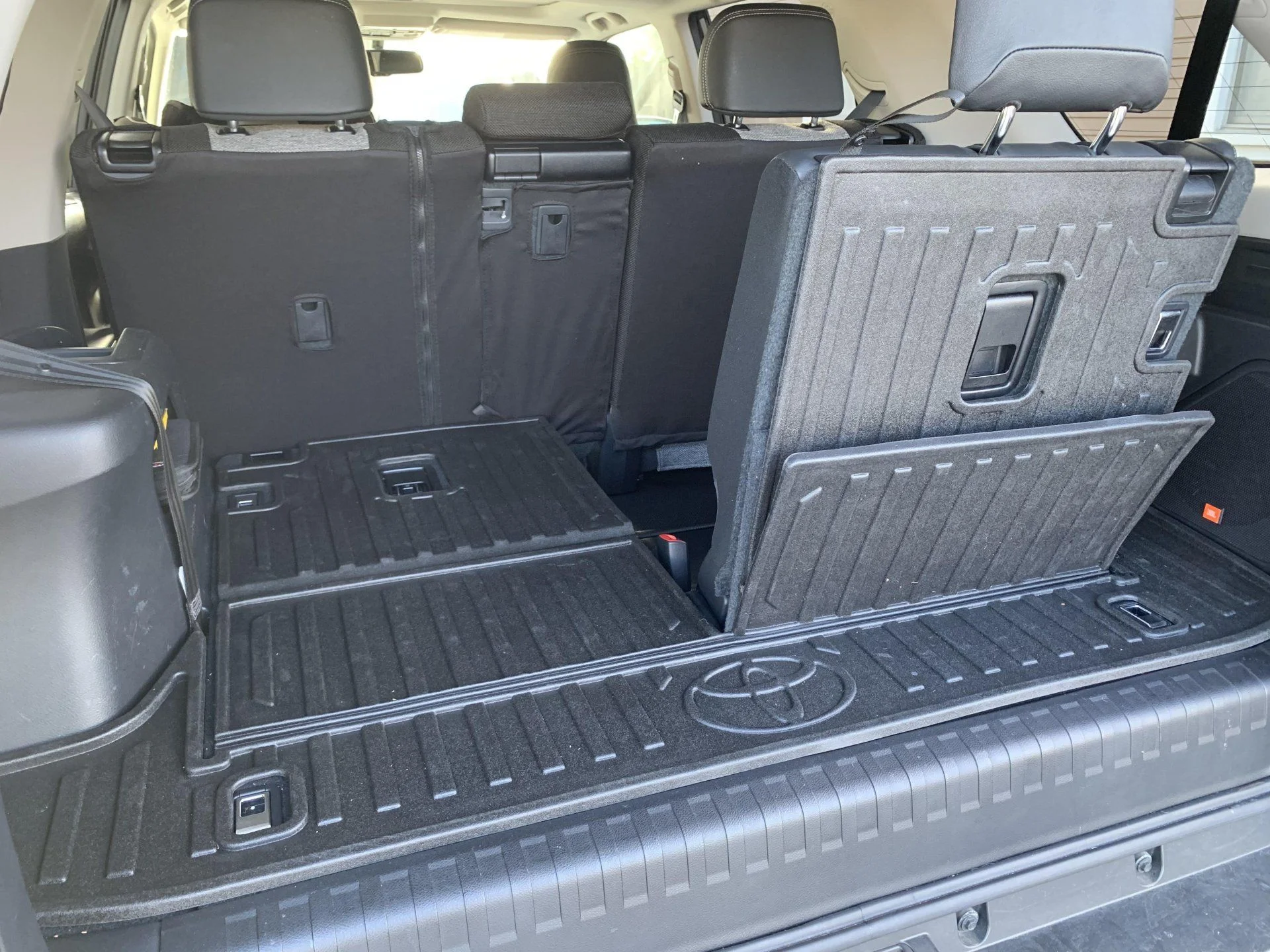Lexus gx 460 cargo liner outlet