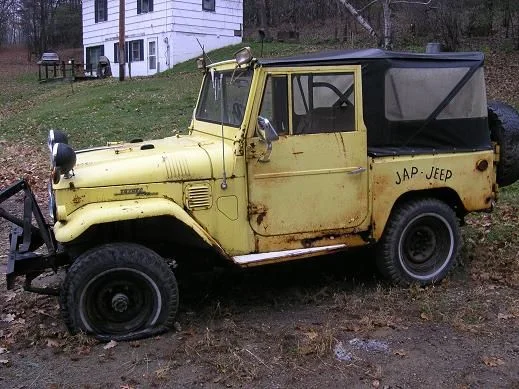 Yellow Land Cruiser 002.webp