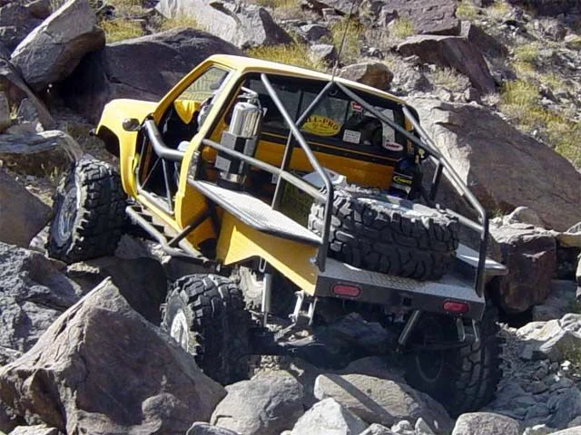 yellowflatbed640x480.webp