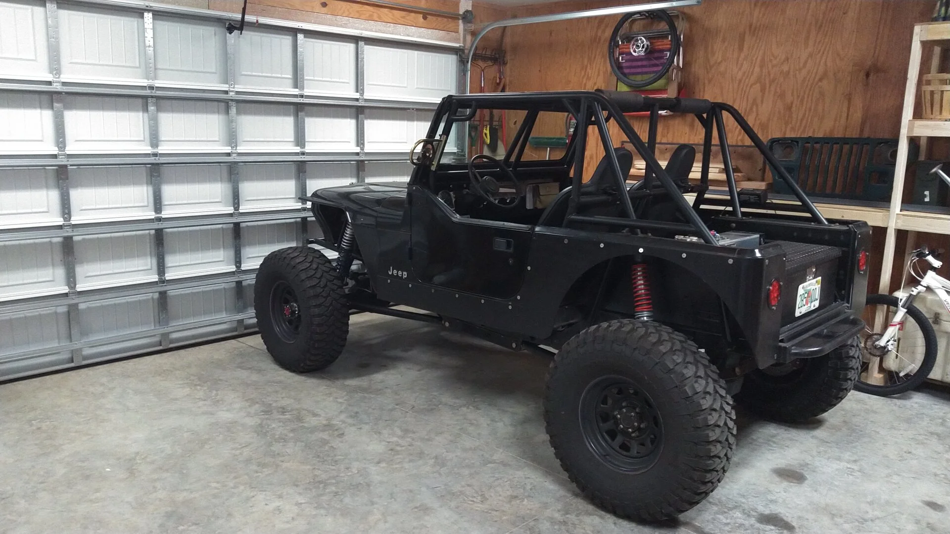 YJ 1.webp