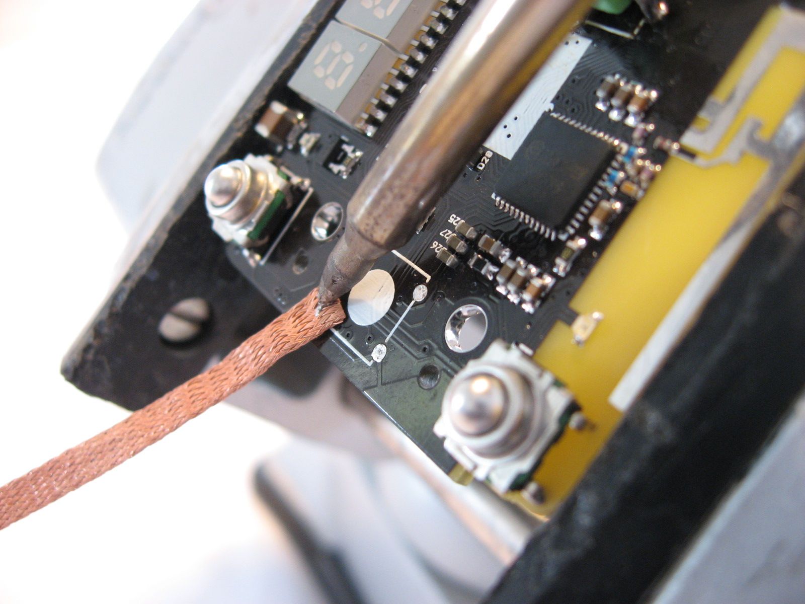 z90pushbutton3.jpg