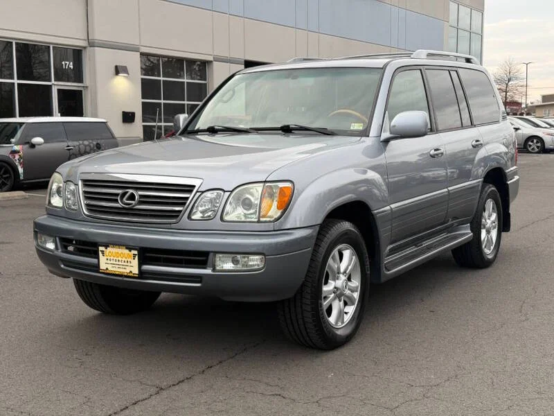1-2005-lexus-lx-470-base-4wd-4dr-suv.webp