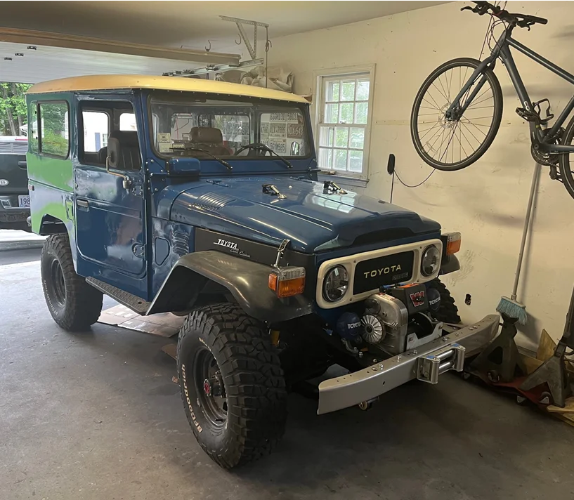 BJ40_garage.webp