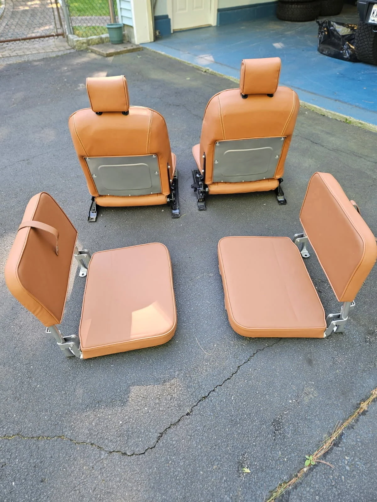 1977 FJ40 Seats.webp