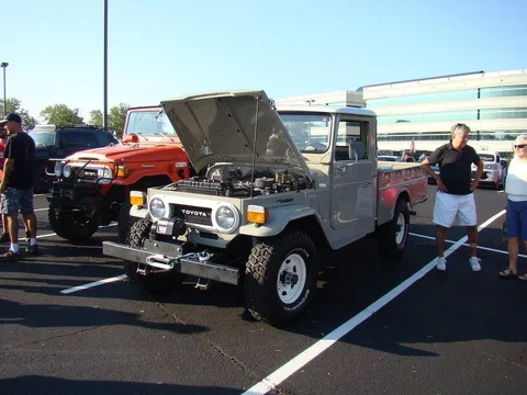 Sept 2017 Cars and Coffee.webp