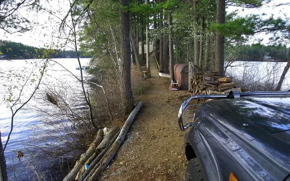 Arriving at Bauneg Beg Cottage, Thanksgiving 2007.webp