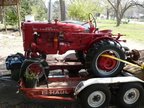 paws tractor.webp