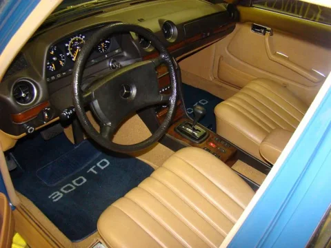 1982 Mercedes 300TD 004.webp
