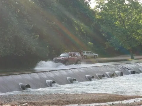 '09 Mini UA 153.webp