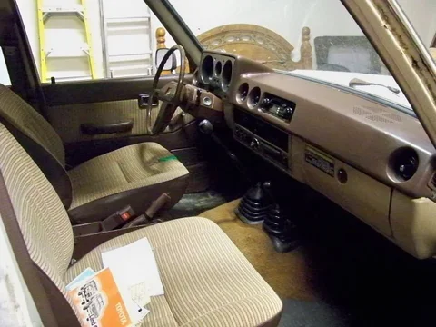 83 fj60 006.webp