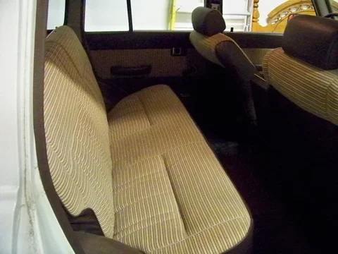 83 fj60 007.webp