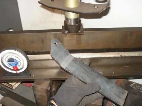 LX450 040.webp
