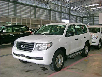 LC200 GX 1VD-FTV 5 speed.webp LC200 GX 1VD-FTV 5 speed.webp