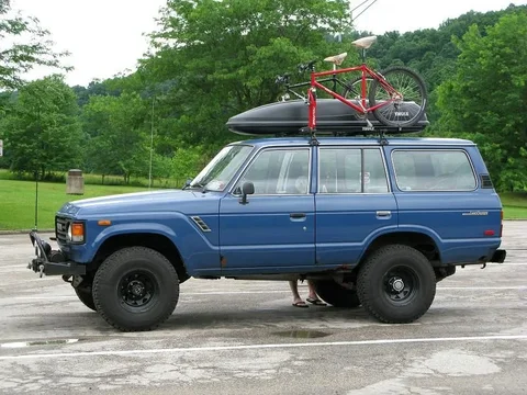 WV_09_TRUCK_1.webp