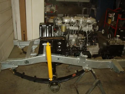 78 FJ45 Frame Engine CloseUp.webp