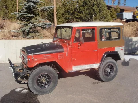 PetesLandcruiser 001.webp