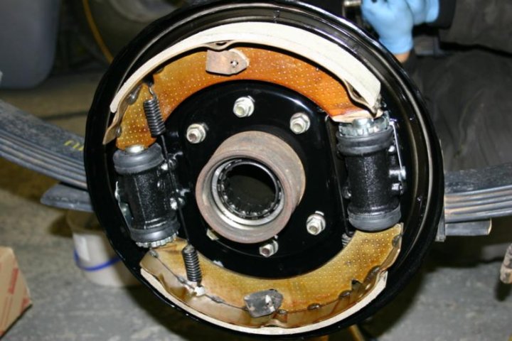 rear brakes 1.jpg rear brakes 1.jpg