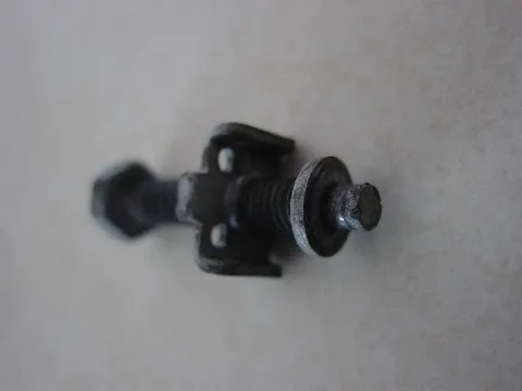 Starter Screw side.webp