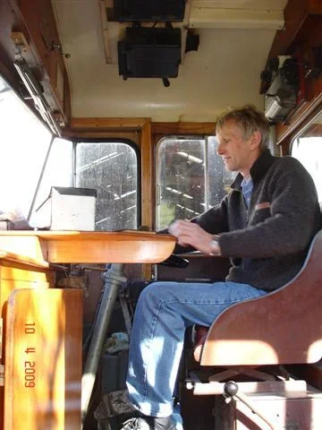 Bus.webp Bus.webp
