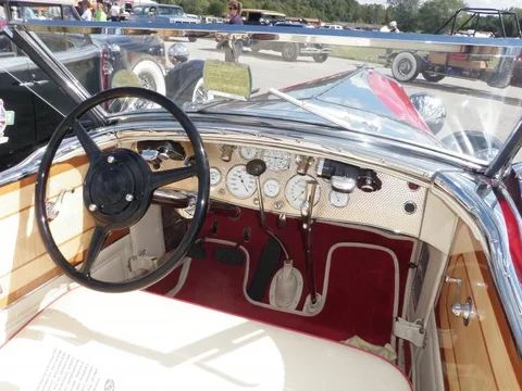 Duesenburg Day @ K-ville Airport 2010 024.webp