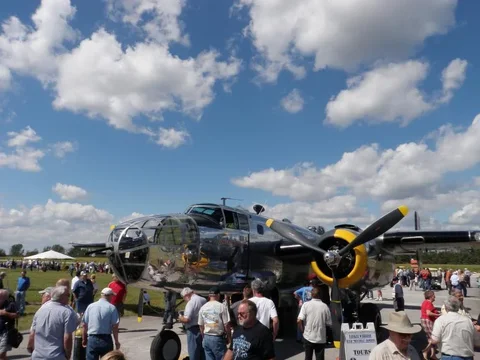 Duesenburg Day @ K-ville Airport 2010 001.webp