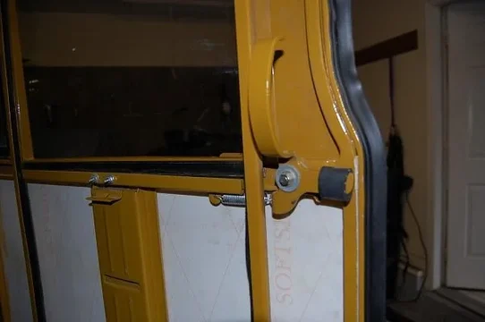 door5.webp