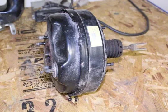 brake booster .webp