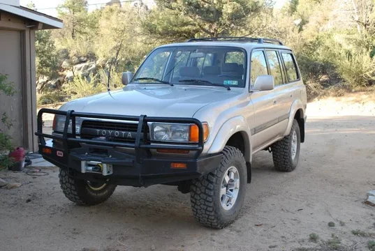 LandCruiser.jpg
