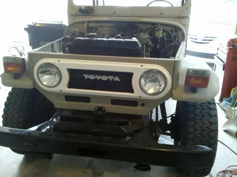 Front Bib 1.webp