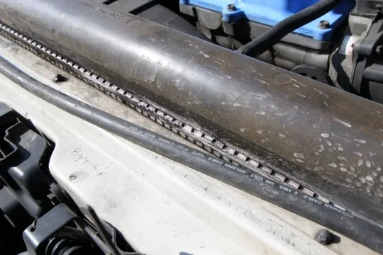 fzj80radiatorleak2.webp