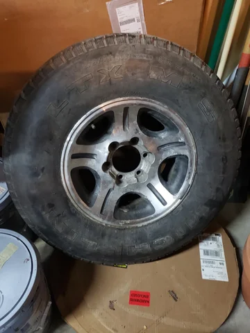 CO- 80 Series LX450 Stock Wheel & Tire