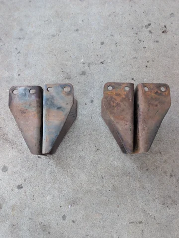 Fj40 front front bumper mounts