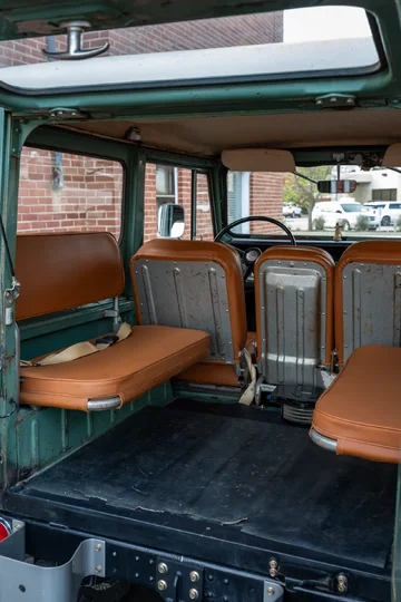 Interior (15 of 19).webp