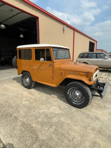 1973 Toyota FJ40 Land Cruiser - 2H Diesel conversion with 5 speed