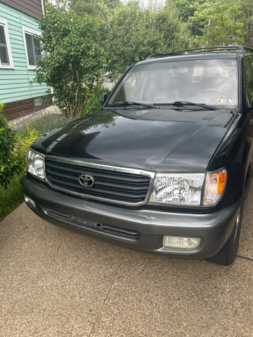 2002 Land Cruiser - 217k daily driver - black