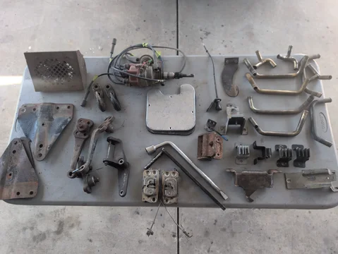 Fj40 Miscellaneous parts $20 Table