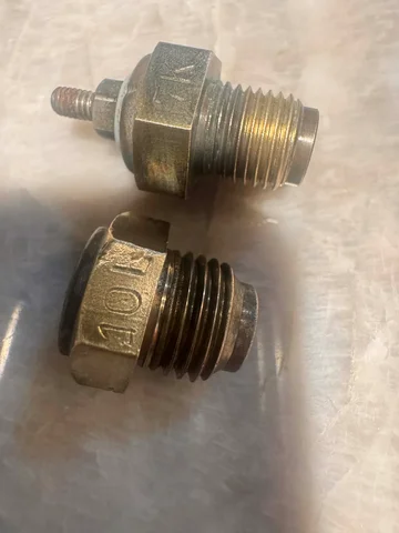 1978 FJ40 brass vacuum nipple