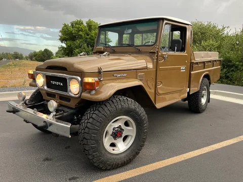 LHD Rust free 1979 FJ45 (Utah)