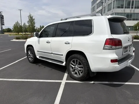 2015 LX570