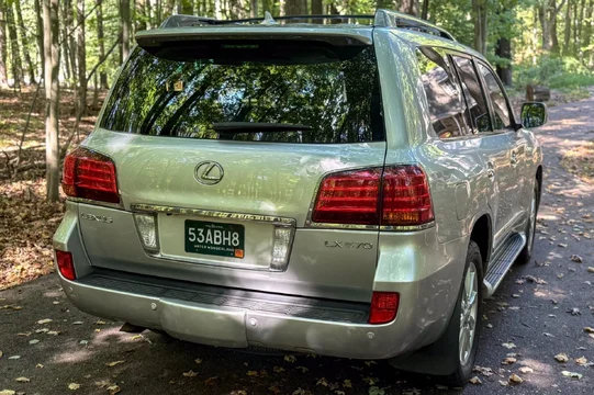 MI: 2008 LX570 unmodified