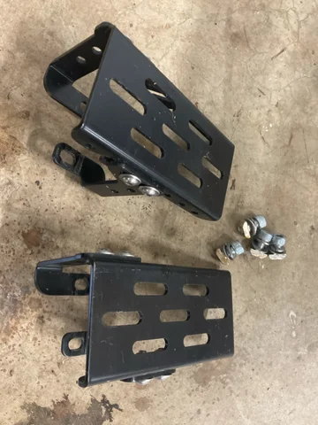 Gamiviti Toyota LandCruiser 200 Series OEM roof rack multi bracket (awning, etc).