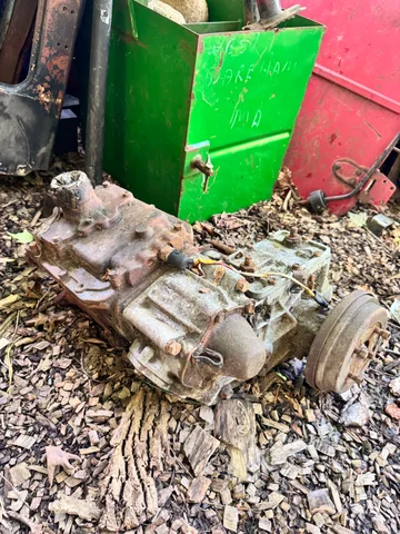 4 Speed Transmission and Transfer Case