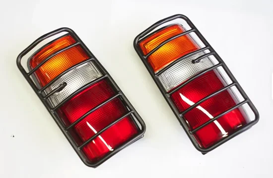 *Wanted: Taillight guard covers for LC80