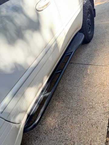 White Knuckle sliders for LX470 with AHC