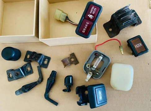 B.C. Canada - Misc 40 series small parts