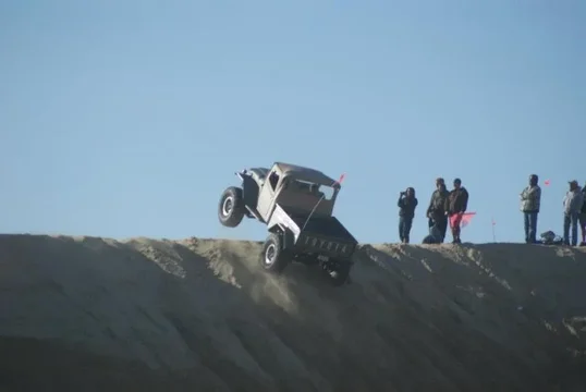 384022_2277315248449_1115773999_32288123_1831549176_n.jpg