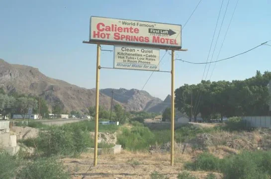Caliente grounds - med.webp