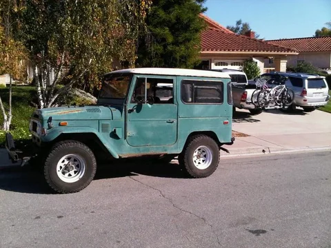fj40 home1.jpg